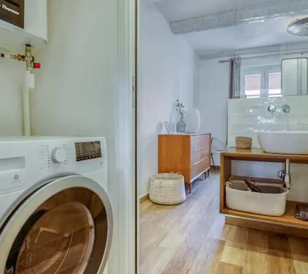 Le Semillon Apartment